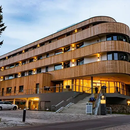 Elb Boardinghouse Restaurant Отель