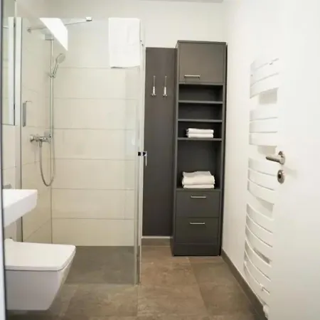Elb & Restaurant Hotel Magdebourg