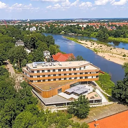 Elb & Restaurant Hotel Magdebourg