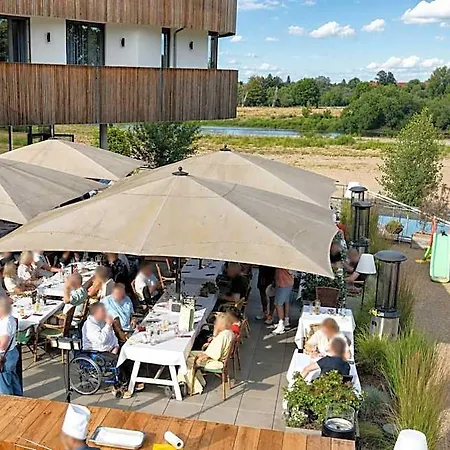 Elb & Restaurant * Magdebourg