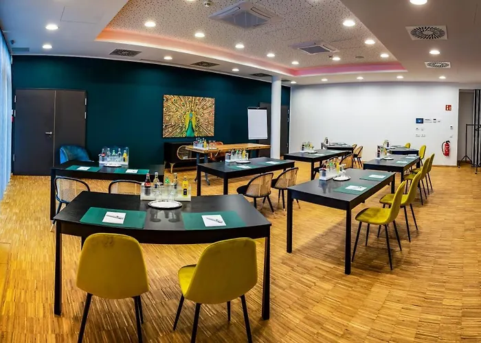 Elb Boardinghouse Restaurant * מגדבורג