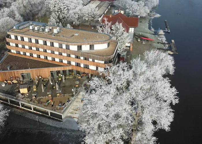 Elb Boardinghouse Restaurant Magdeburg